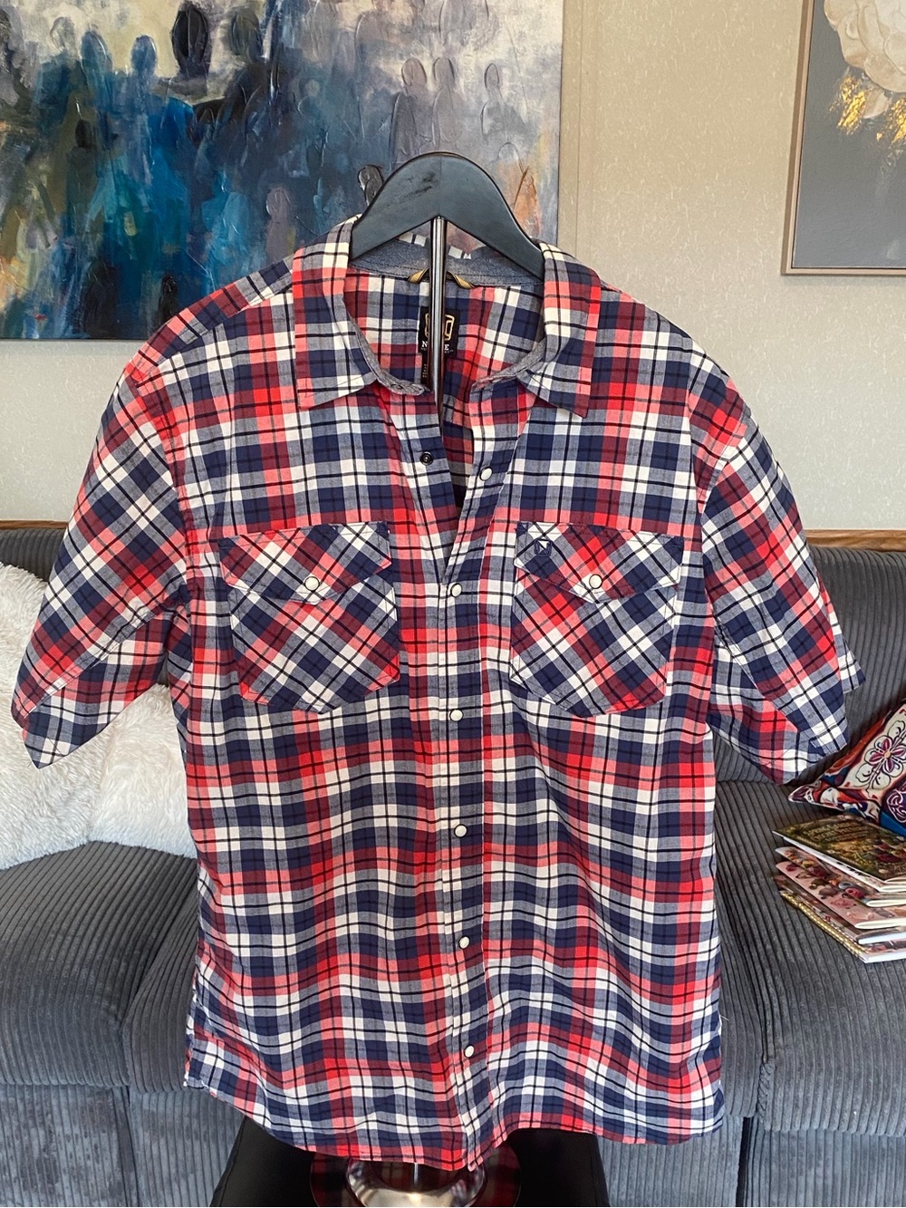 Men's Red, Navy & White Plaid Short-Sleeve Button-Down Shirt